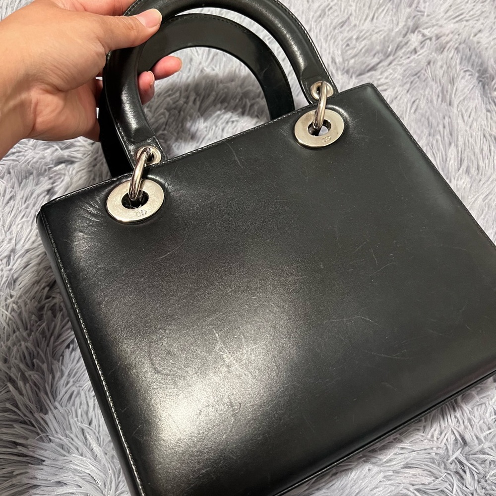 Lady Dior purse size M